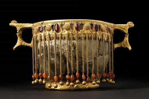 Археология: от раскопок до музея. Год 2